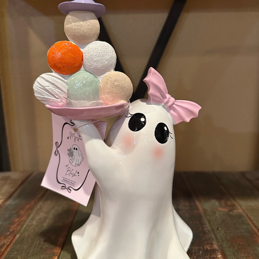 Mystic Blush Ghost Figurine with Macaroons